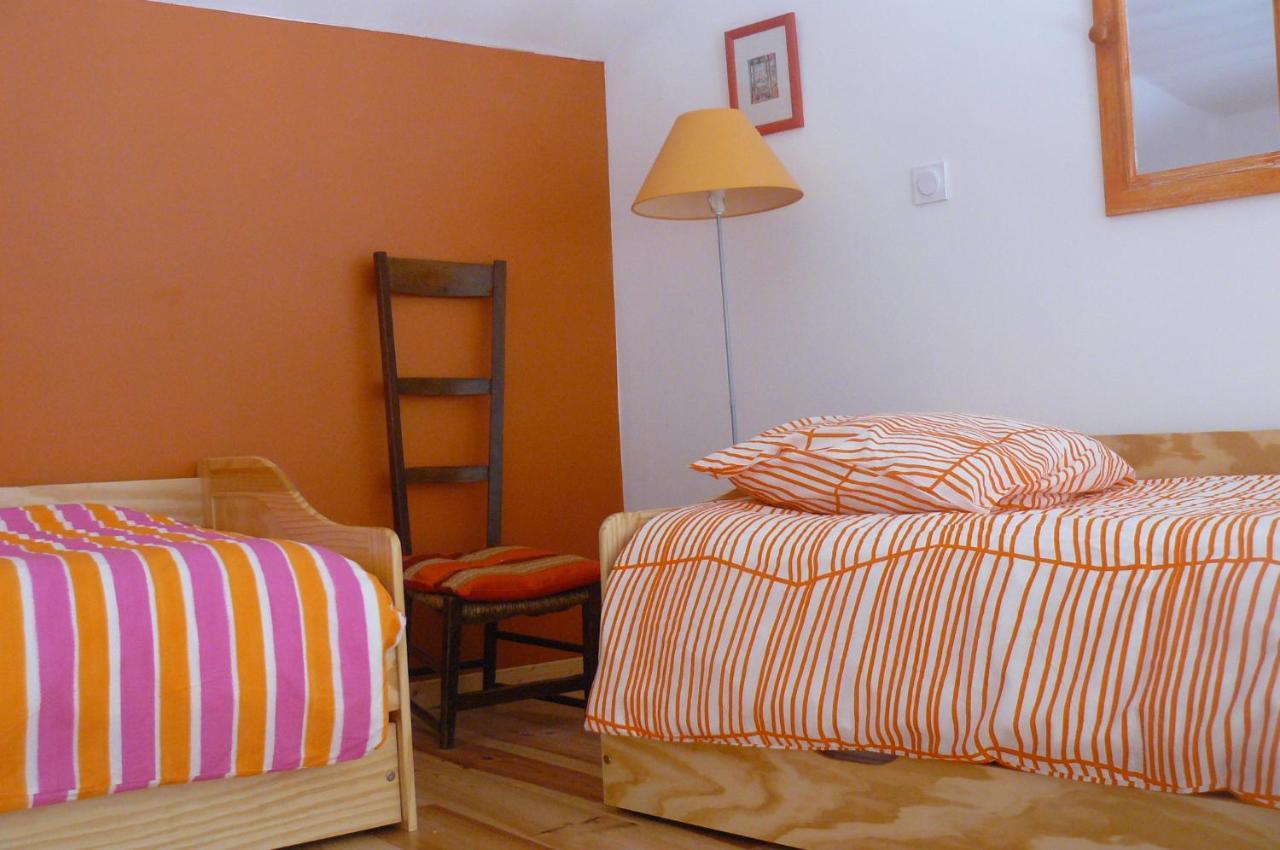 Bed and Breakfast Au thé à la menthe Romans-sur-Isère Esterno foto